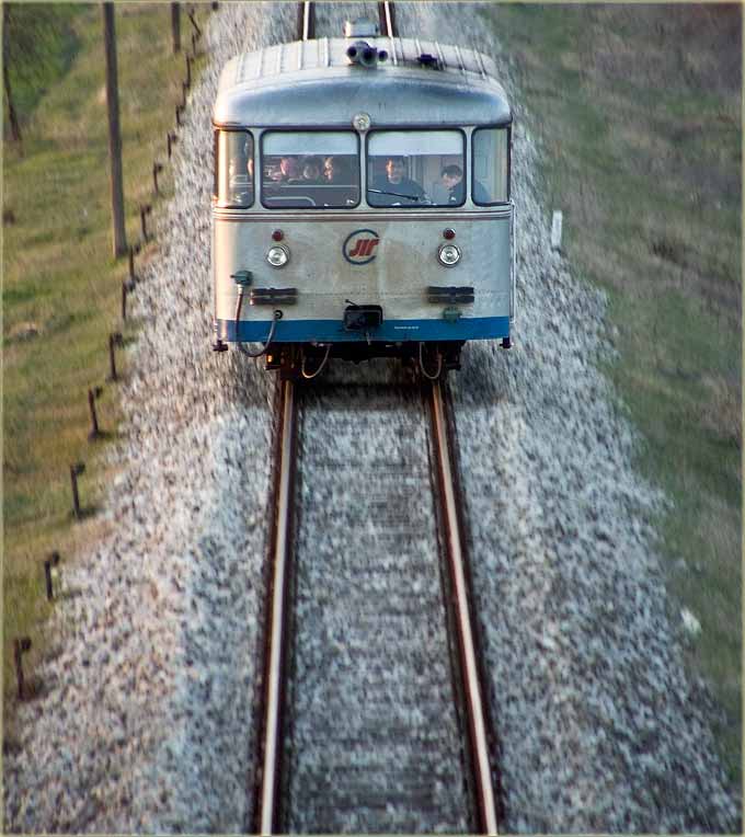 Imal neko da je brez karte ?