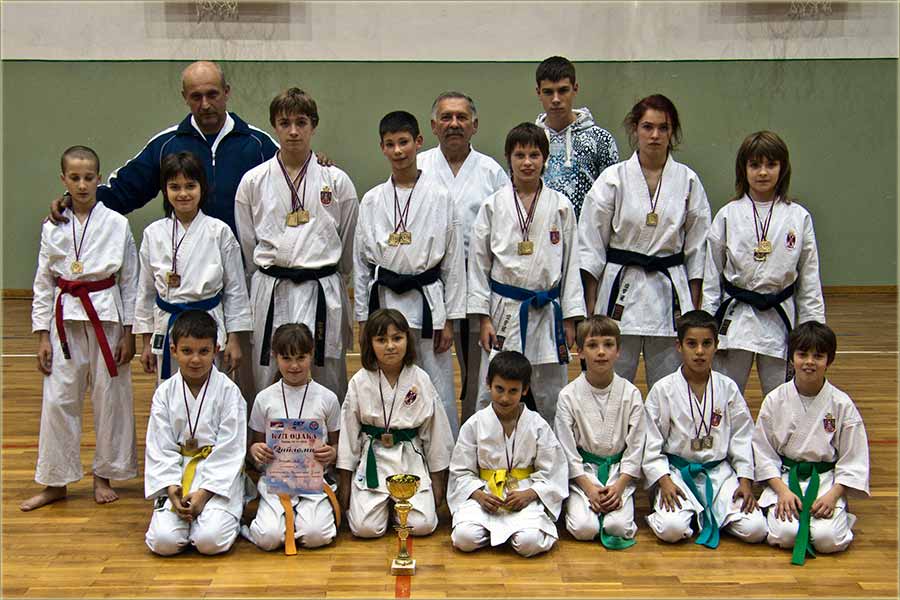 Uspeh naši karatista u Odžake ...