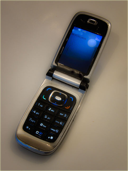 Telefonski divan, priko mobilnog...