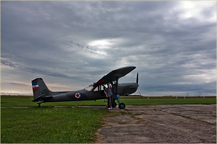 NM slike iz avijona VIII ...