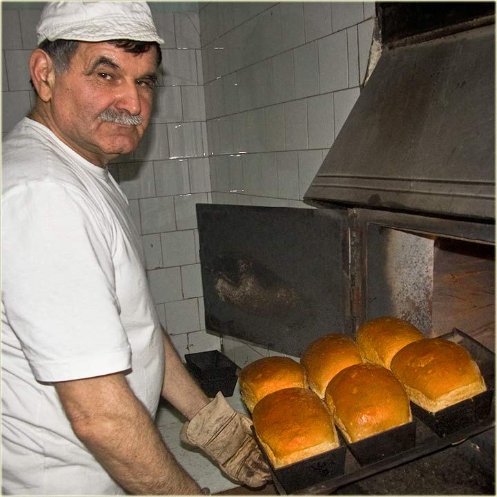 DobroJitro il dobárDan ?