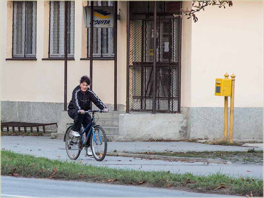 Biciklom, samo po flasteru !!!