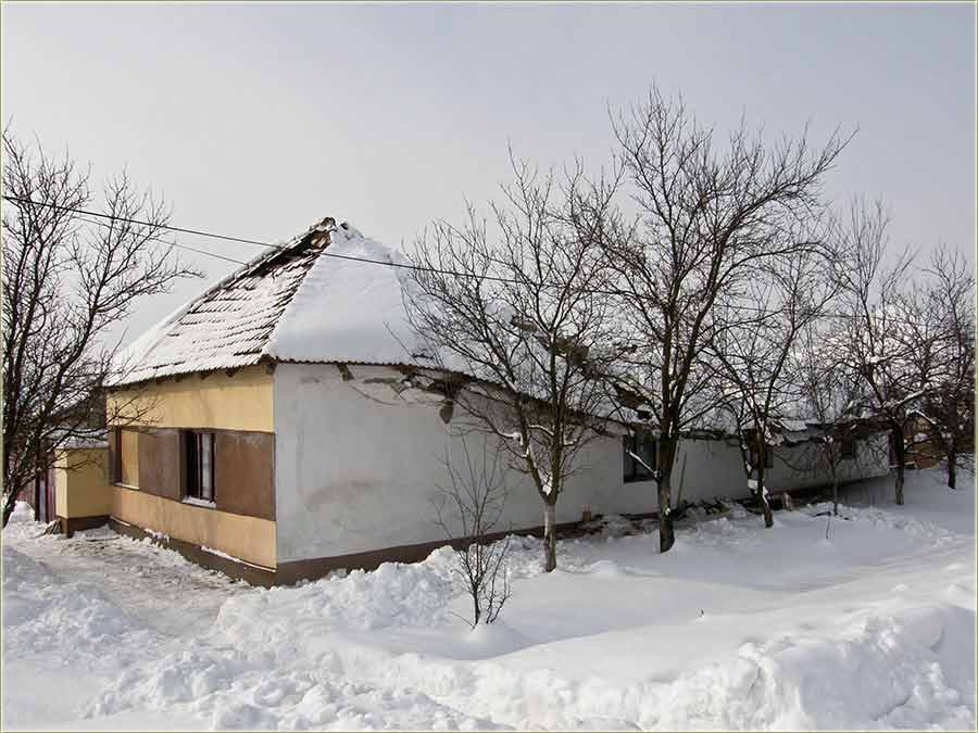 Strušijo se krov u Pijonirsku ulicu !!!