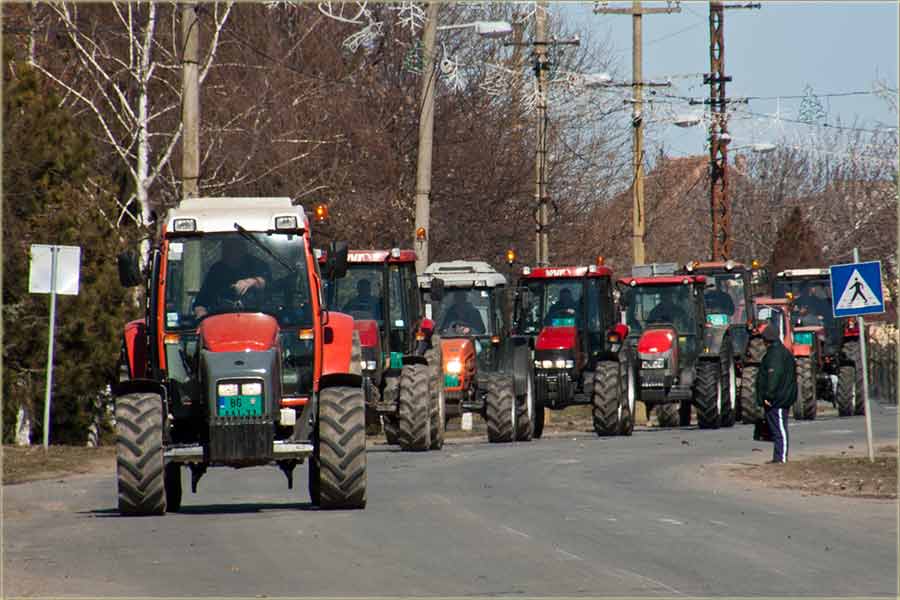 Protestna vožnja naši paora...