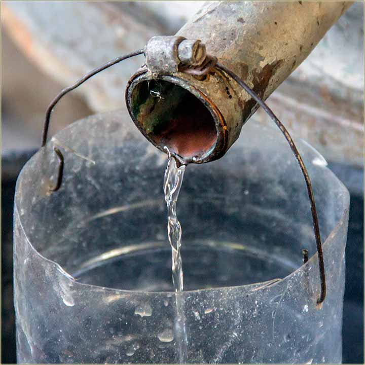 Samo..., dajte mi.., onu jaču rakiju !!!