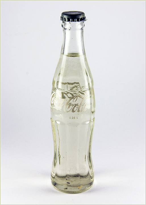 Stara flaša Kaka Kole...