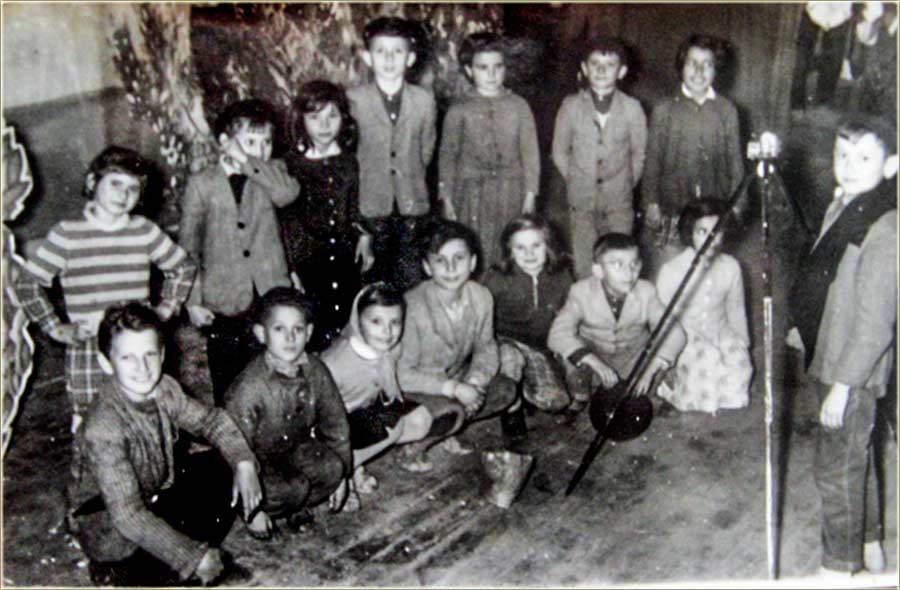 Pozorišna predstava, a u NM, 1960-te !!!