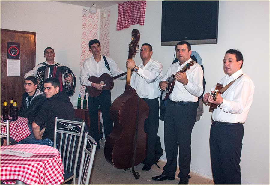 Večeraske tamburaši u NP-Ortak !!!