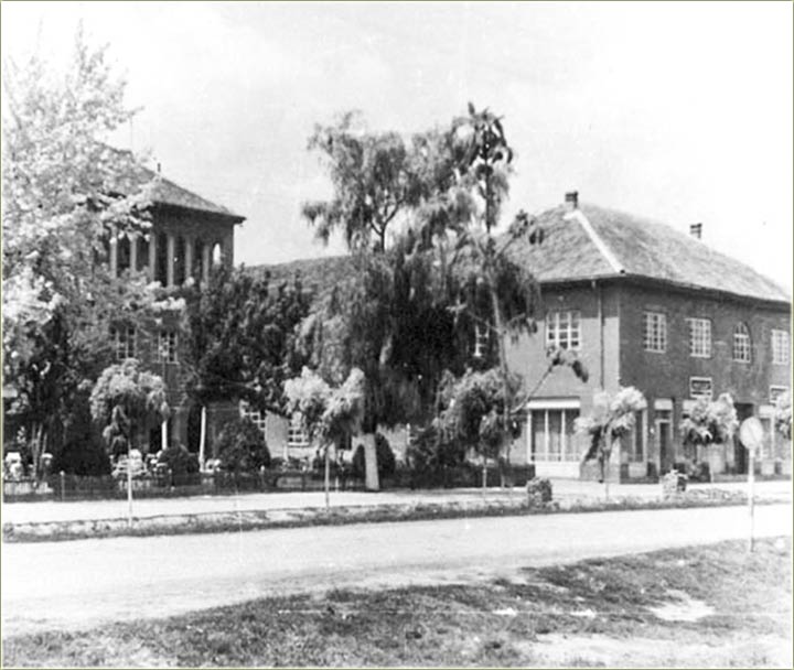 Zadružni dom - poslastičarnica...