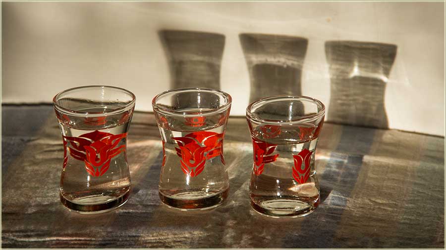 O količinama i o meri......