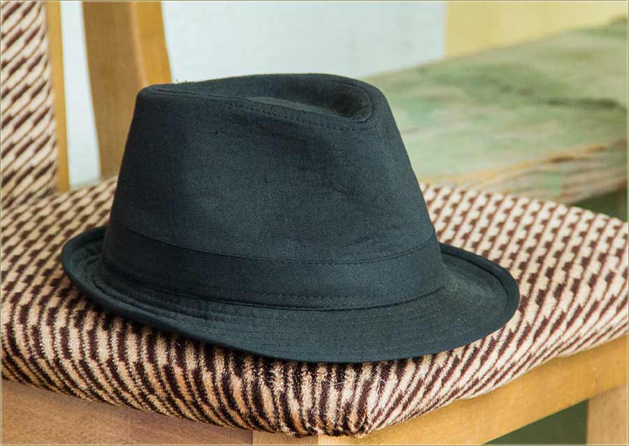 A gle dedin šešir !!!