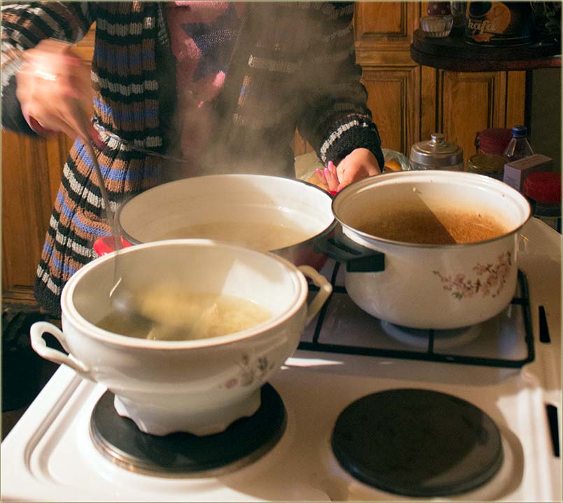 Da nije ovi svêtaca i svadbi...
