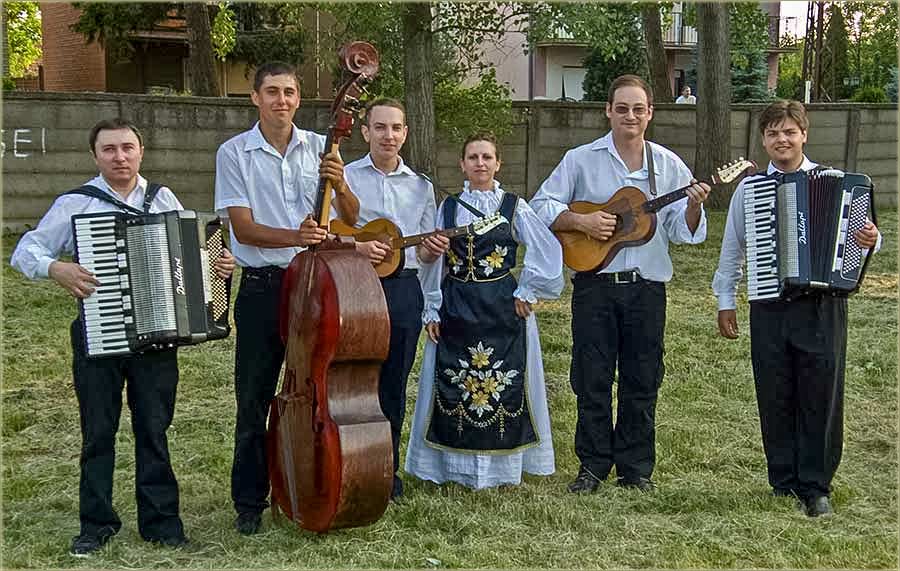 Dogodovštine sas kafanskim muzikama IV ...