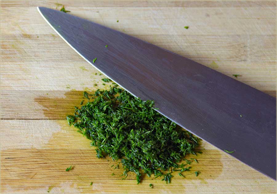 Počela je sizona kuvanja sosa od mirođije !!!