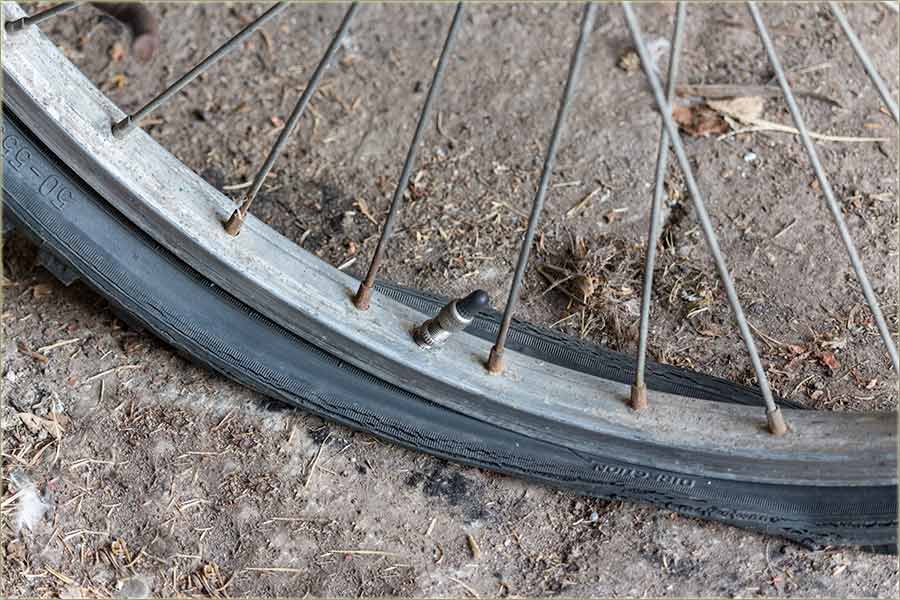 Opet ti se, isPûvala ti se guma ?!?