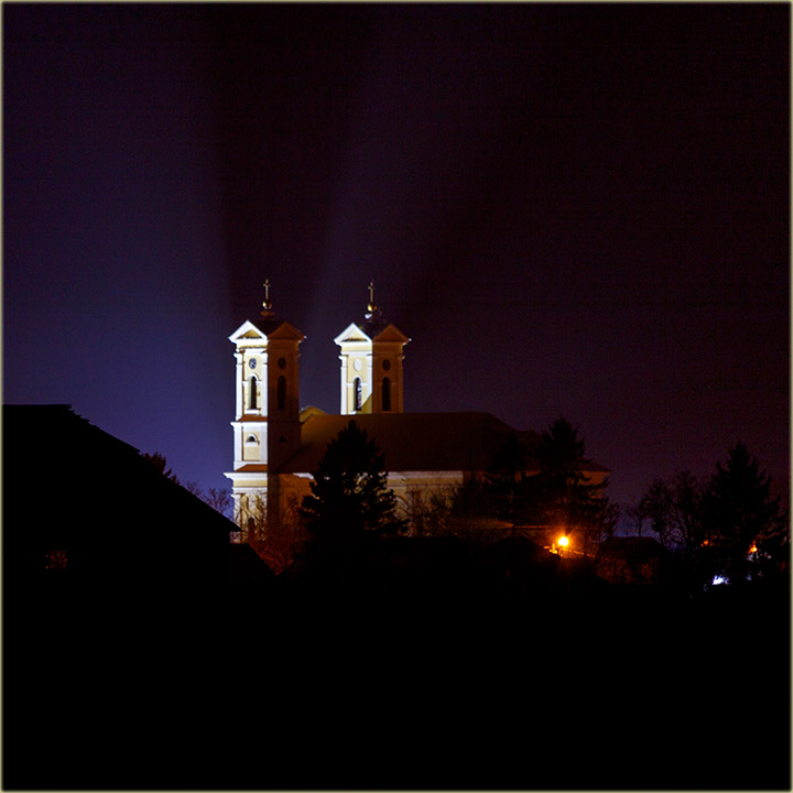 Srećan Božić, onim, koji ga danaske slavidu !!!
