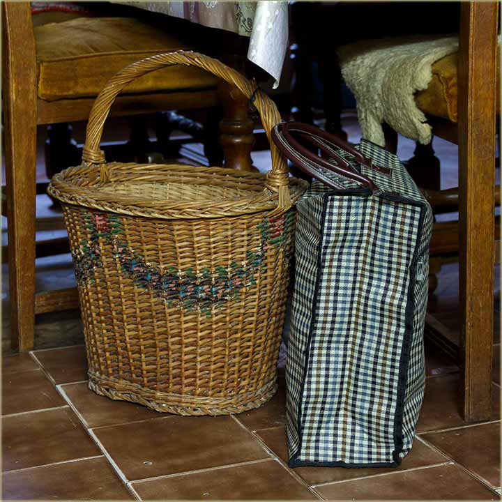 Ceger, torbu i slično, nikako neStavljajte dôlena