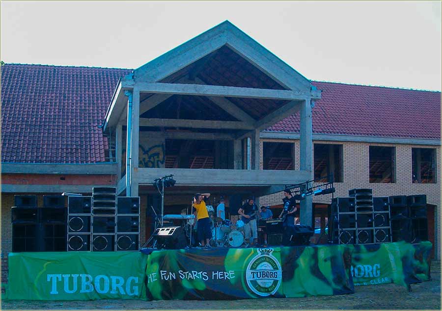 ue te komija ta radi !!!