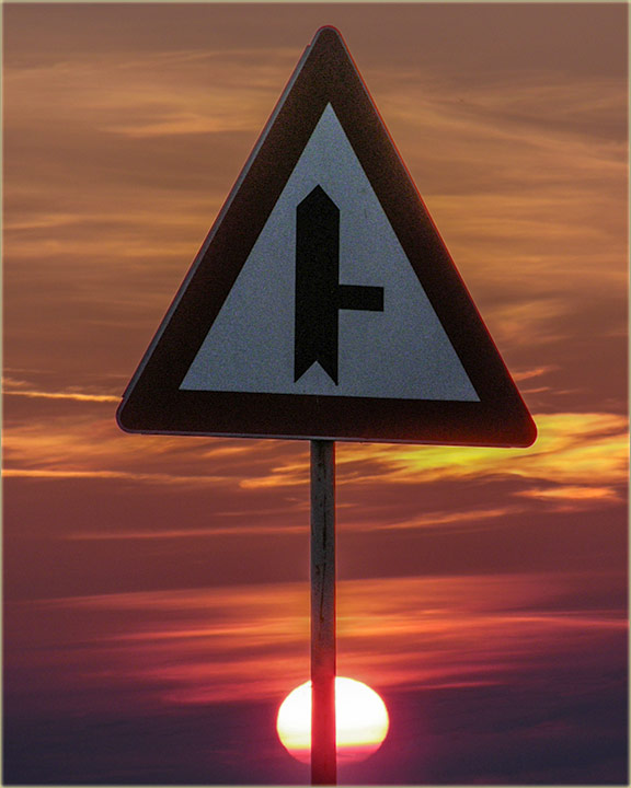 Kad ti neRadi levi migavac, teraj samo uDesno !!!