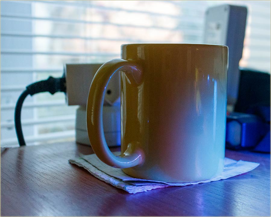 Bela, uta il plava olja..., svejedno je...