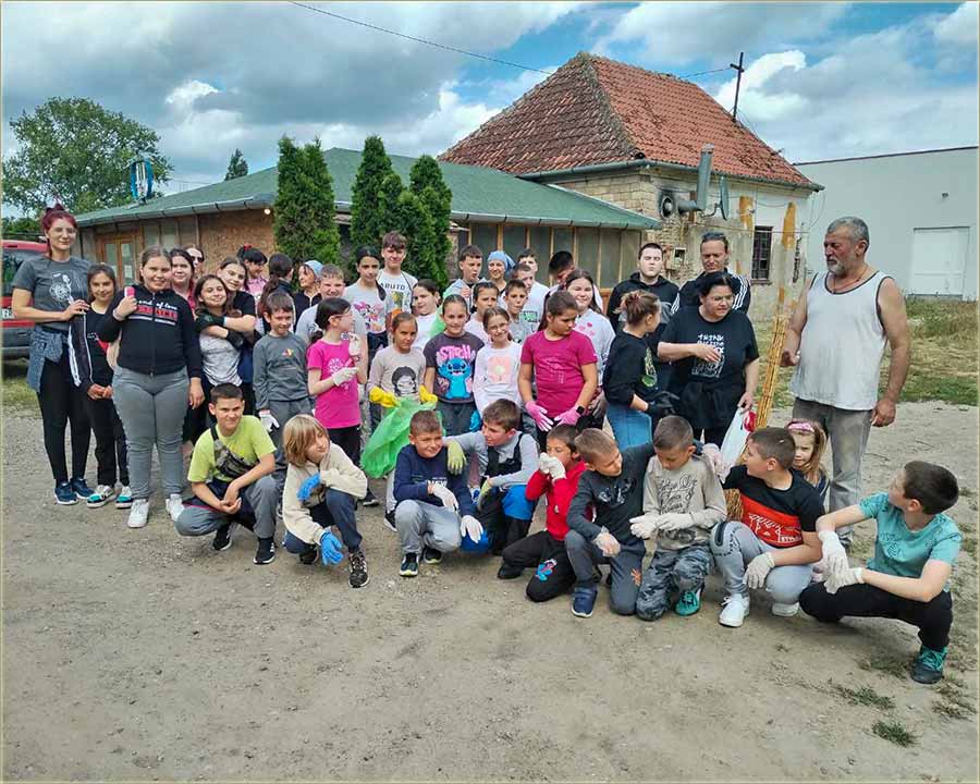 Novo Miloevo, je naNovo zavrnilo rukave 2/3 !!!