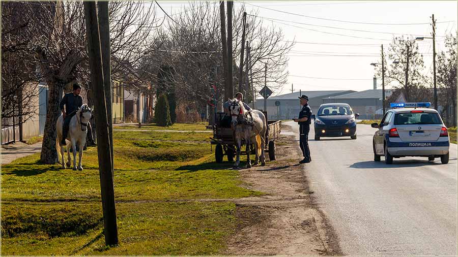Ispraaj povorke peaka iz KI, ka NB i B...
