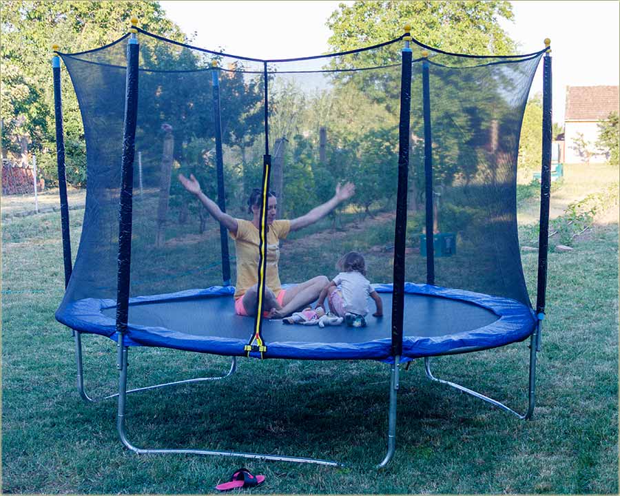 Di ima sitne dece i unučadi, ima i tromboline !!!