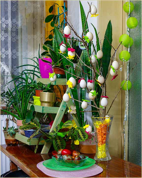 Rodilo nam je uskršnje drvo - Hristos vaskrse !!!