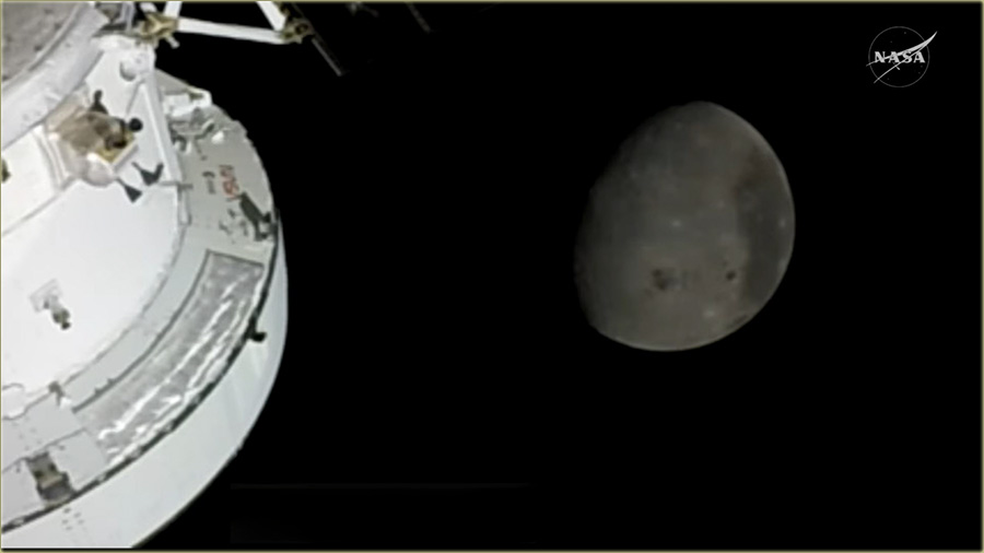 No�oske smo mi ljudi, opet letili iza Meseca !!!