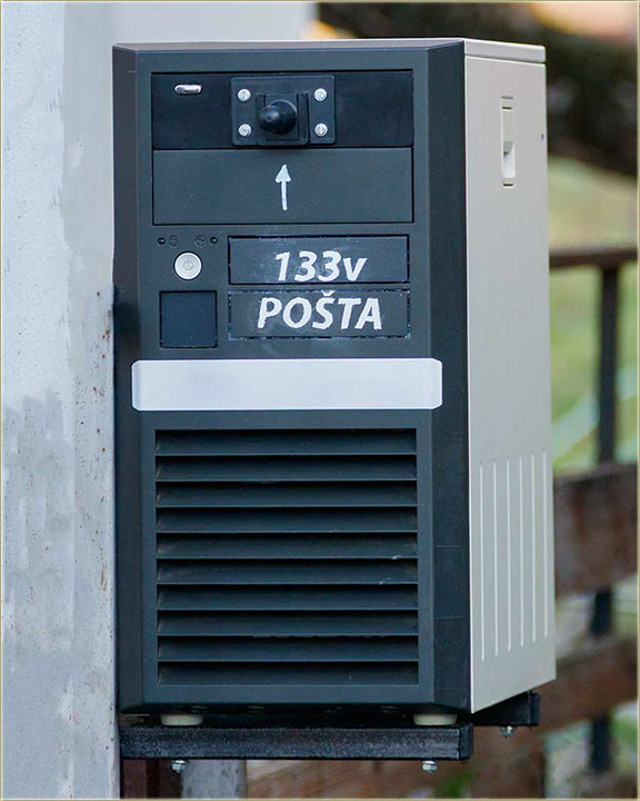 Prazno, po�tansko sandu�e...