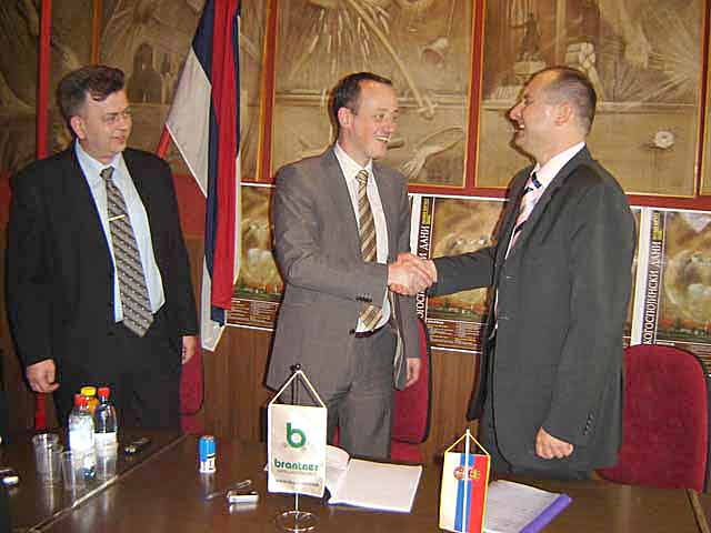 Potpisan ugovor sas Brantnerom...