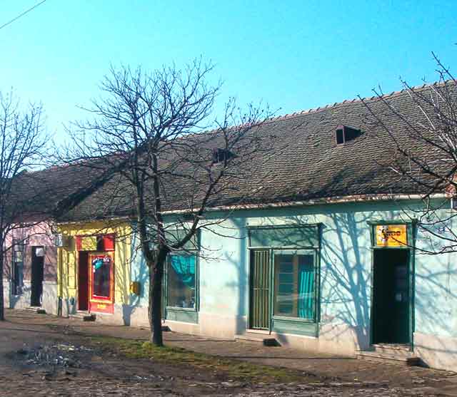 Dučan kod Akoša...