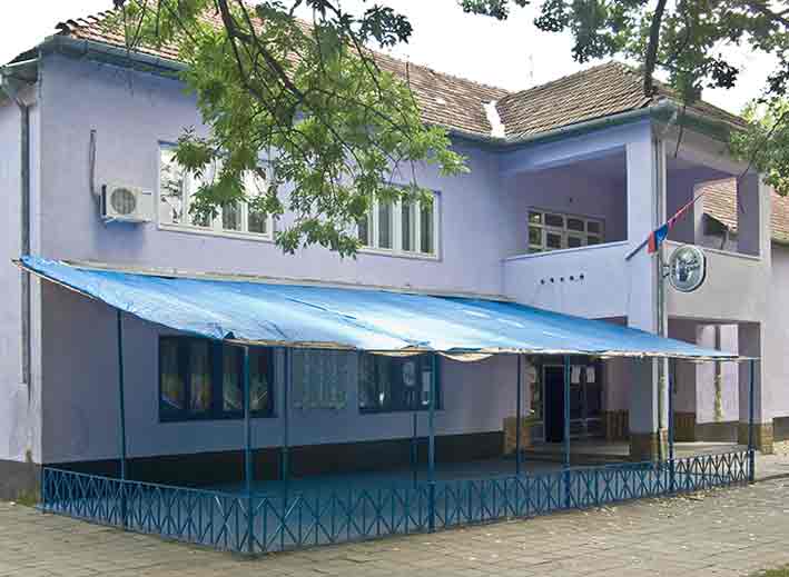 Ni omladinac, a ni vatrogasac ...