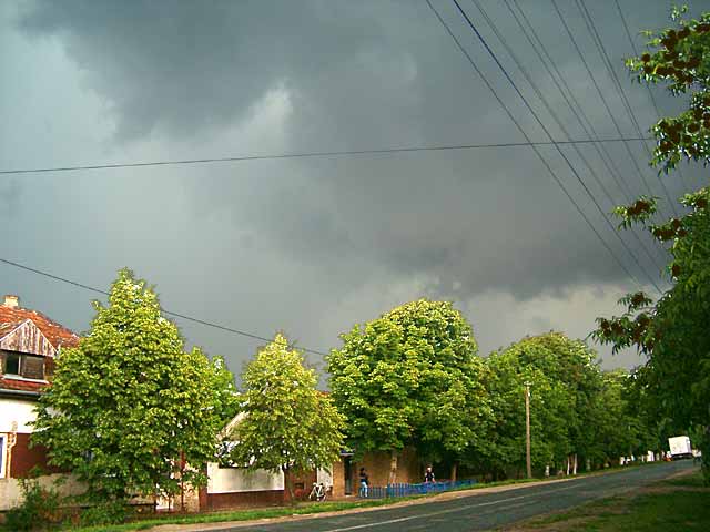 Kišoviti kraj maja...