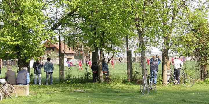 Plati, pa gledaj utaknicu ...