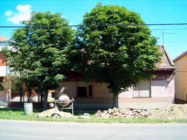 Puna građevinska sezona...